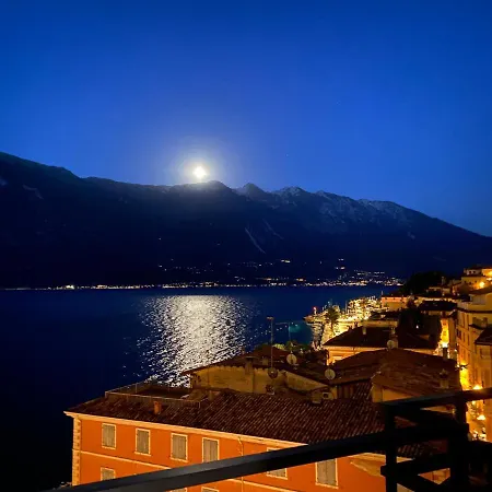 Castello ليمونِ سول غاردا