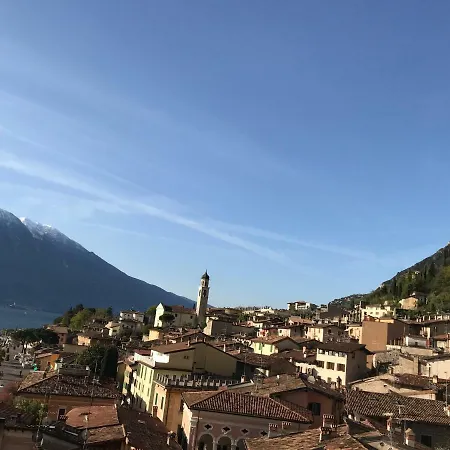 فيلة Castello ليمونِ سول غاردا