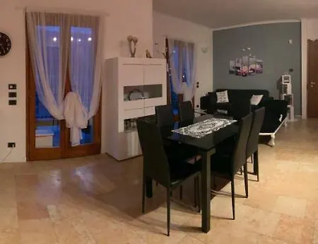 فيلة Castello *